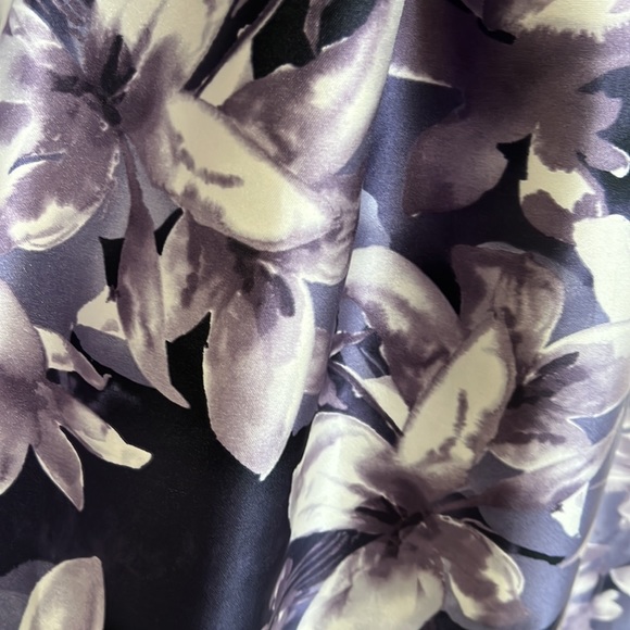 High Low Printed Sleeveless Gown with pockets - Picture 5 of 8